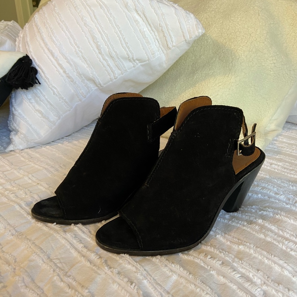 Frye Courtney Sling Back Block Heel Sandal